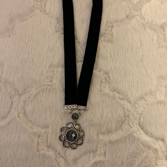 V&A Jewelry - V&A Hematite Necklace.Stunning.Black velvet